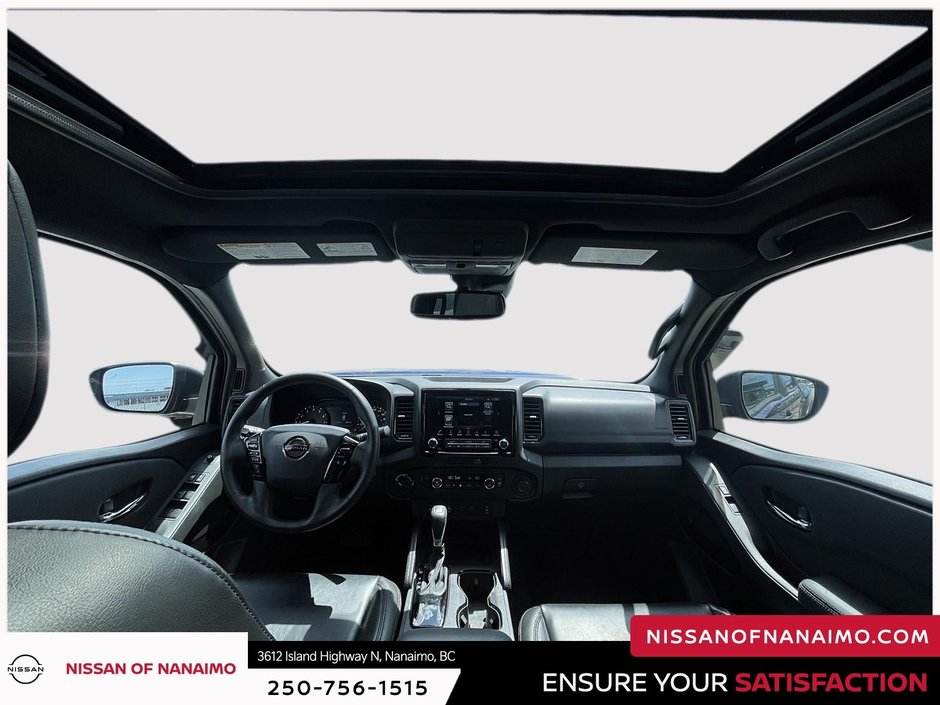 2022 Nissan Frontier PRO-4X-13