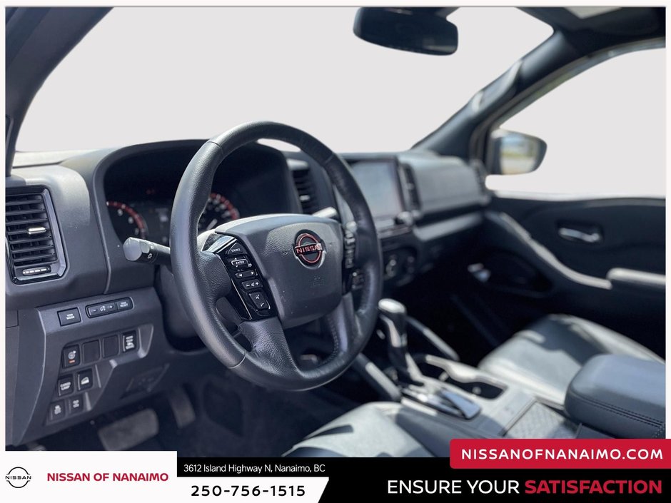 2022 Nissan Frontier PRO-4X-26