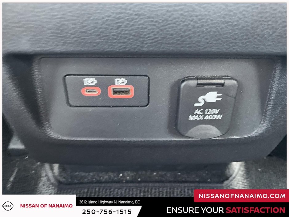 2022 Nissan Frontier PRO-4X-40
