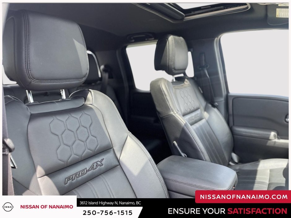 2022 Nissan Frontier PRO-4X-27