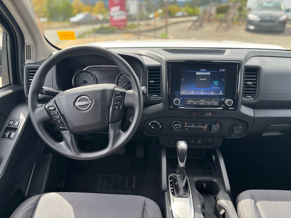 2023 Nissan Frontier S-22