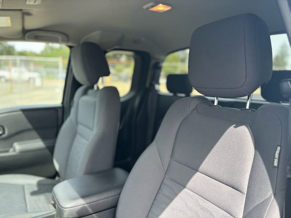 2023 Nissan Frontier S-20