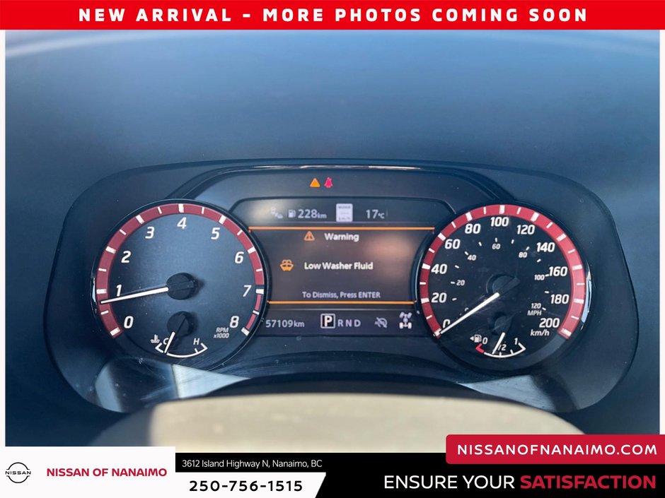 2023 Nissan Frontier PRO-4X-8