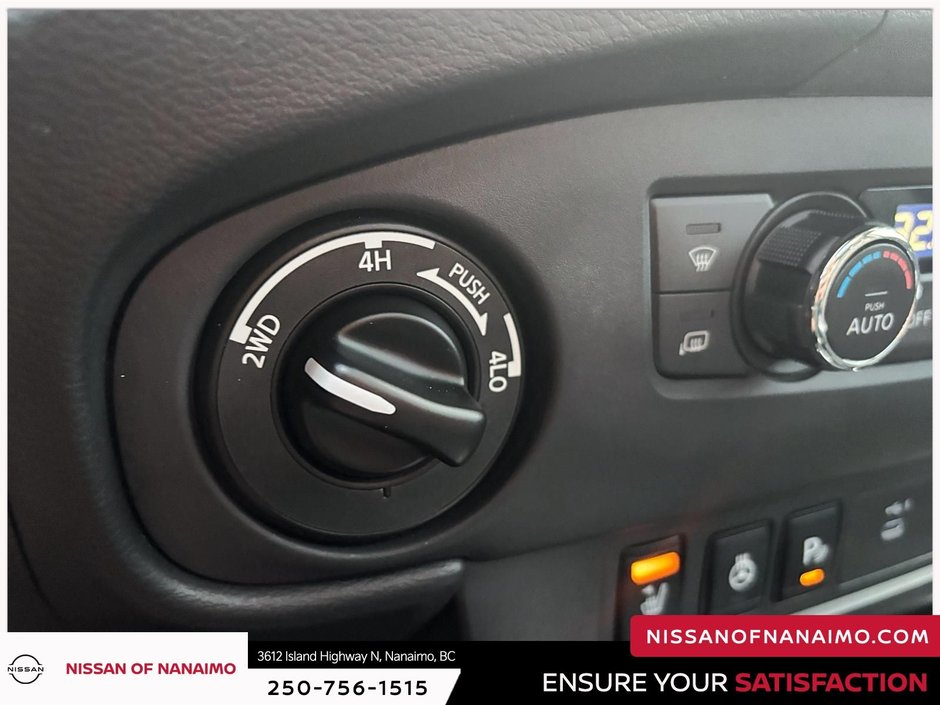 2024 Nissan Frontier SL-8