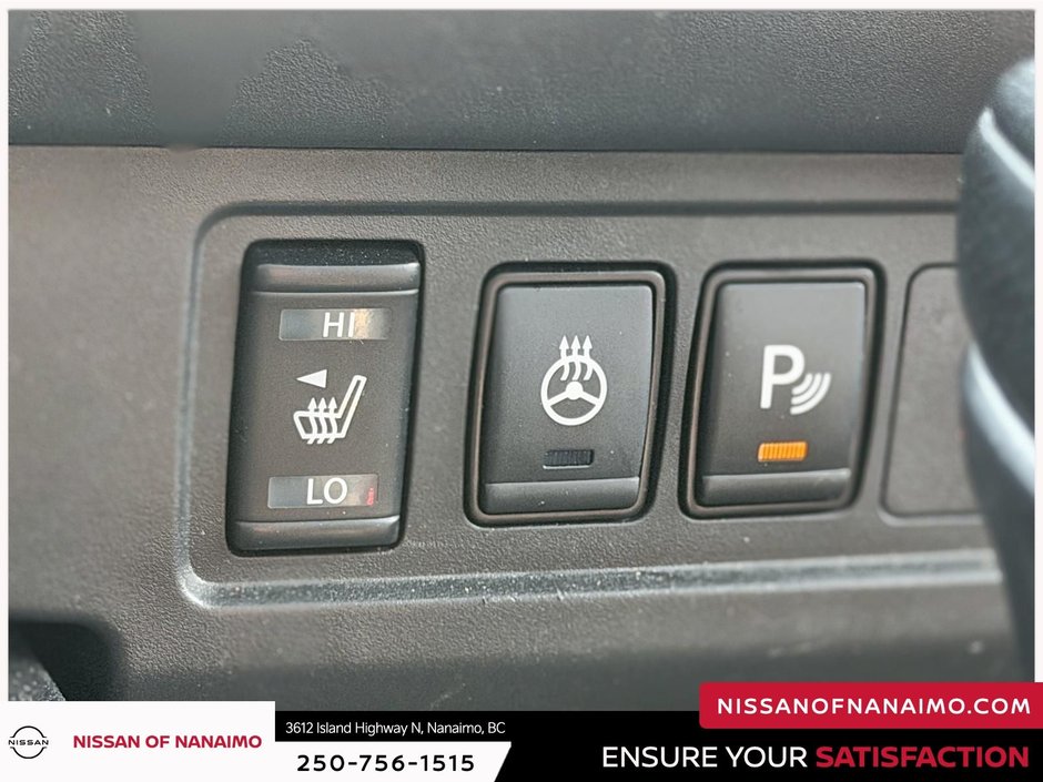 2024 Nissan Frontier PRO-4X-18