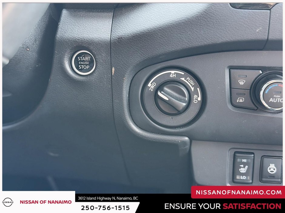2024 Nissan Frontier PRO-4X-17