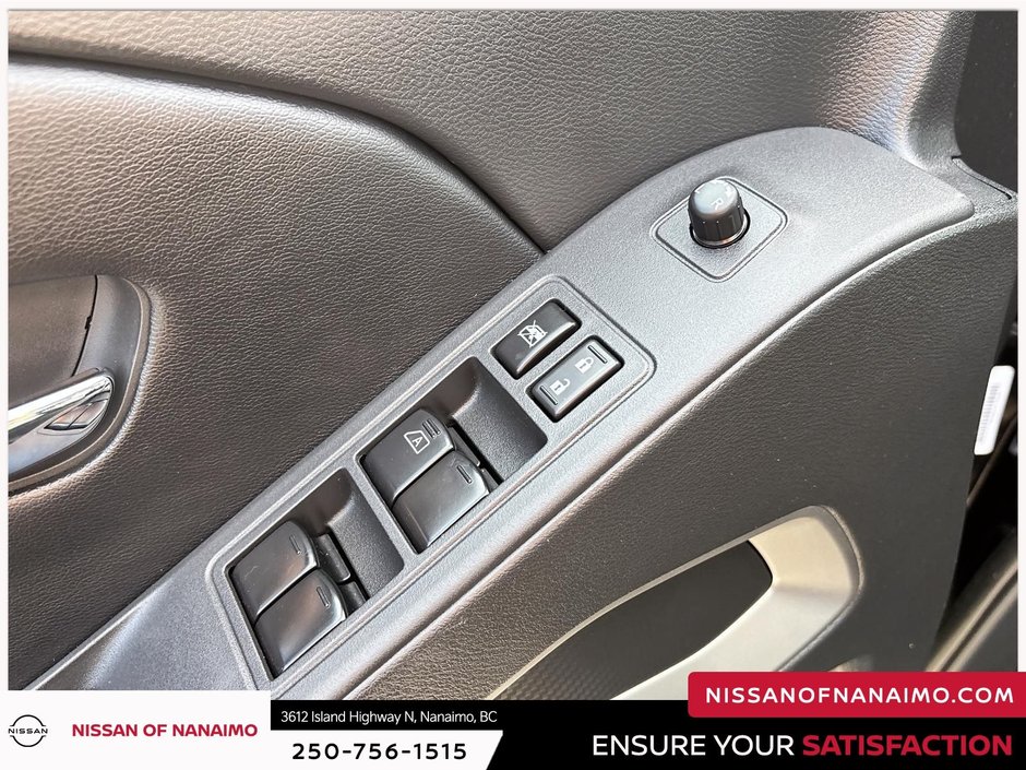 2025 Nissan Frontier SL-19