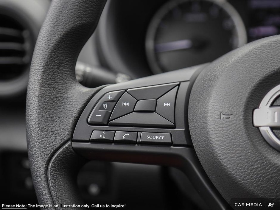 2025 Nissan Kicks Play S-13