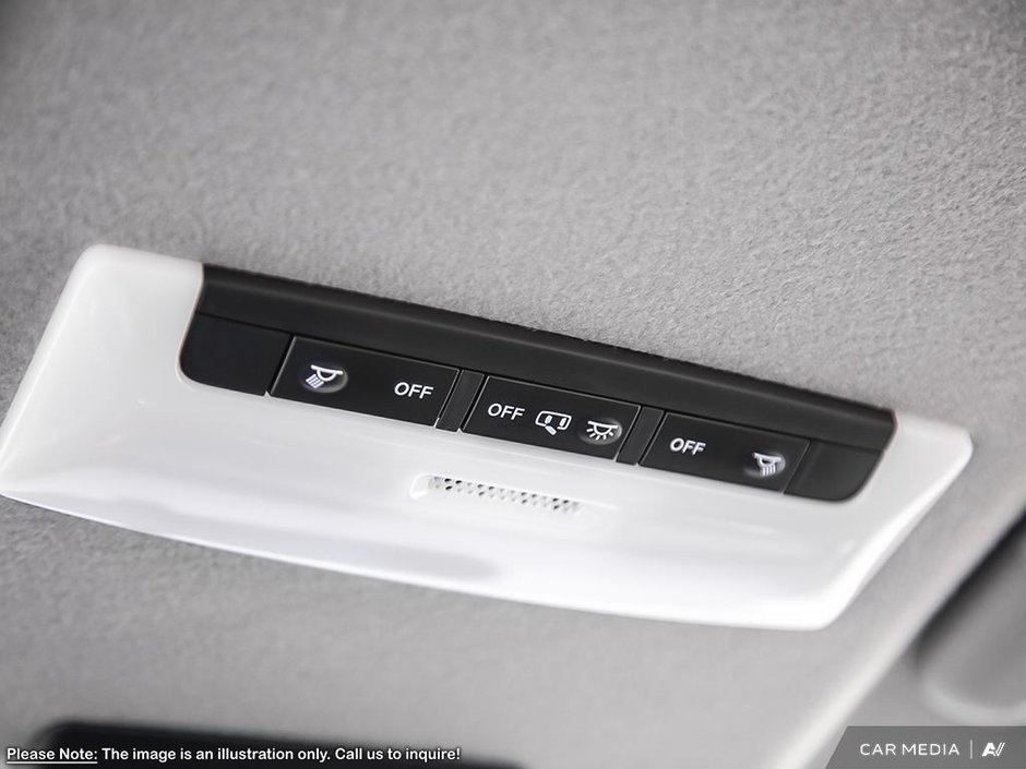 2025 Nissan Kicks Play SV-18