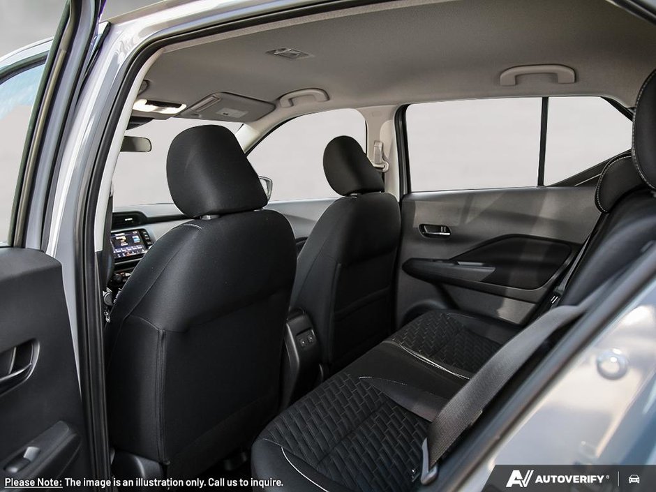 2025 Nissan Kicks Play SV-20