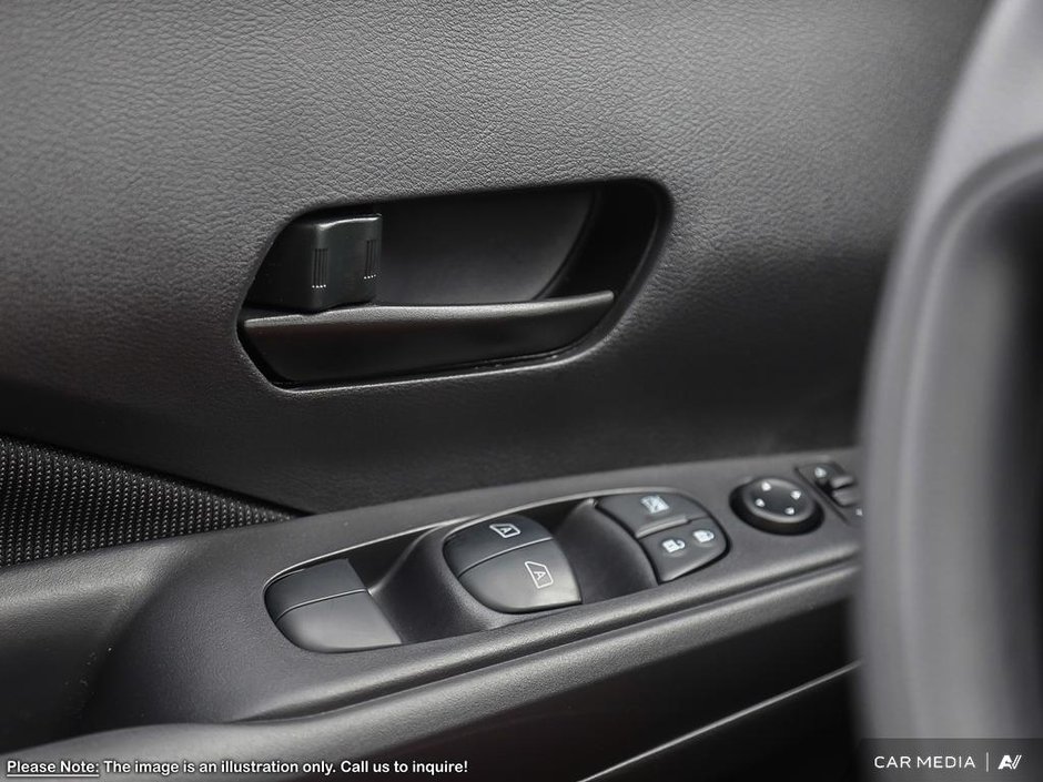 2025 Nissan Kicks Play S-14