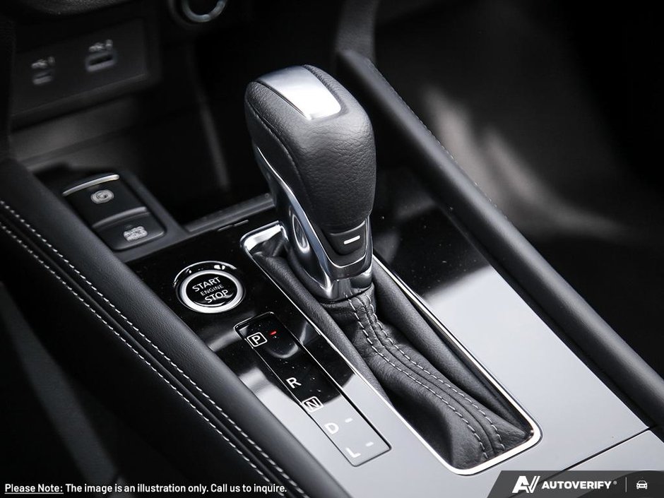 2025 Nissan Kicks Play SV-16