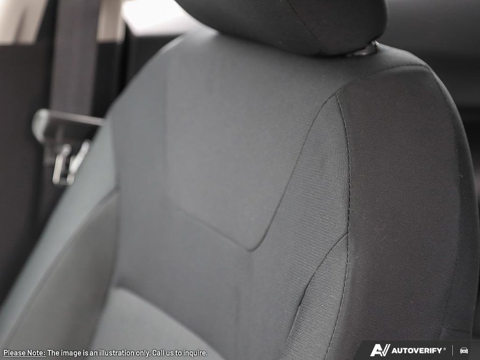 2025 Nissan KICKS PLAY S-18