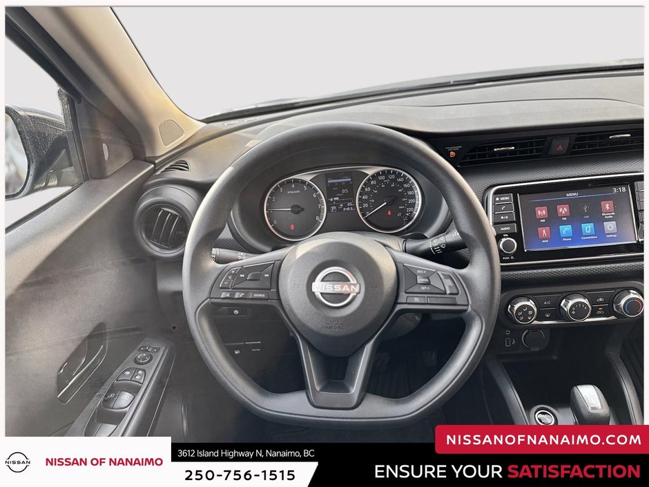 2025 Nissan Kicks Play S-15