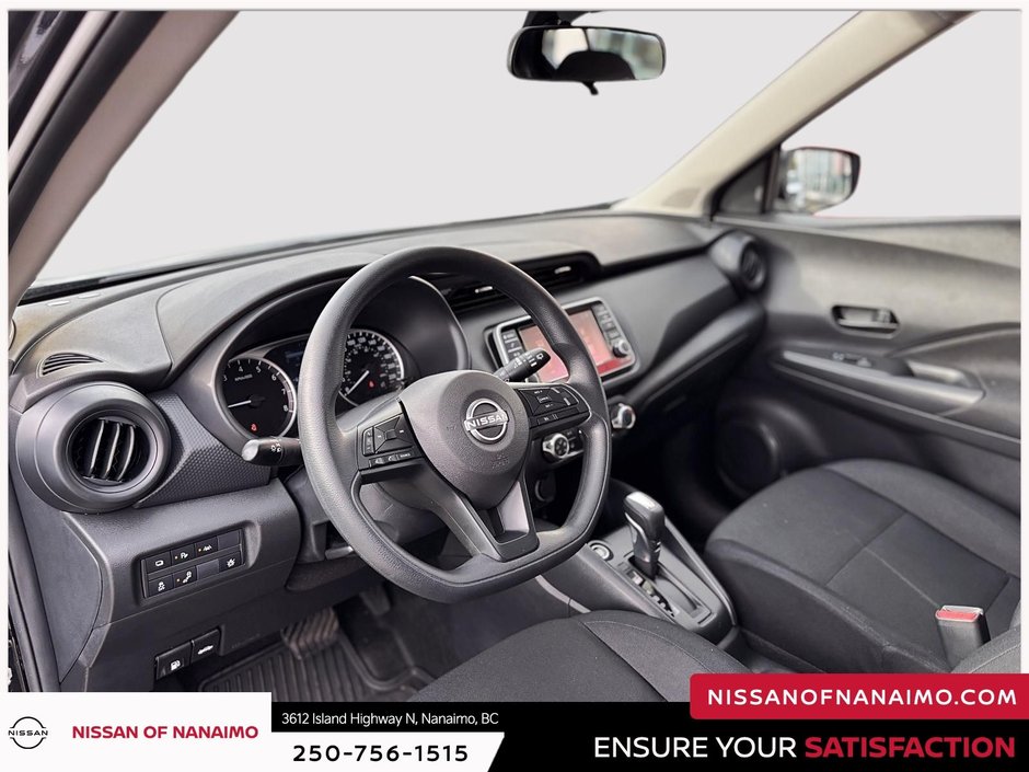 2025 Nissan Kicks Play S-21