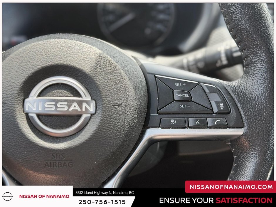 2025 Nissan Kicks Play S-12