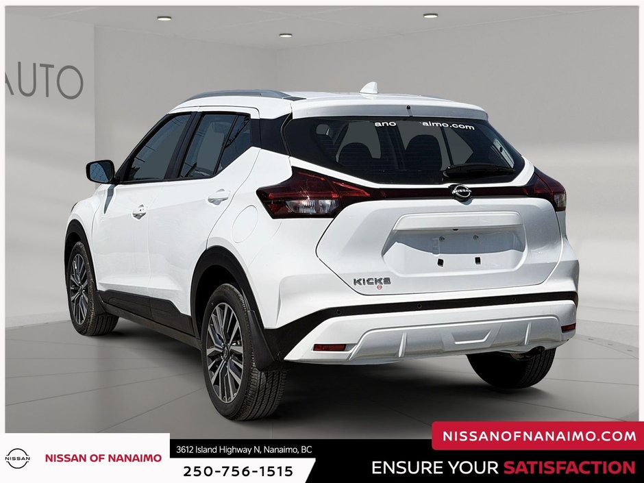 2025 Nissan Kicks Play S-6