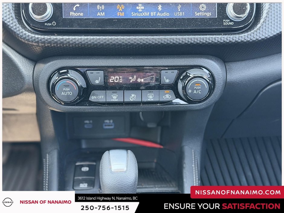 2025 Nissan Kicks Play S-11