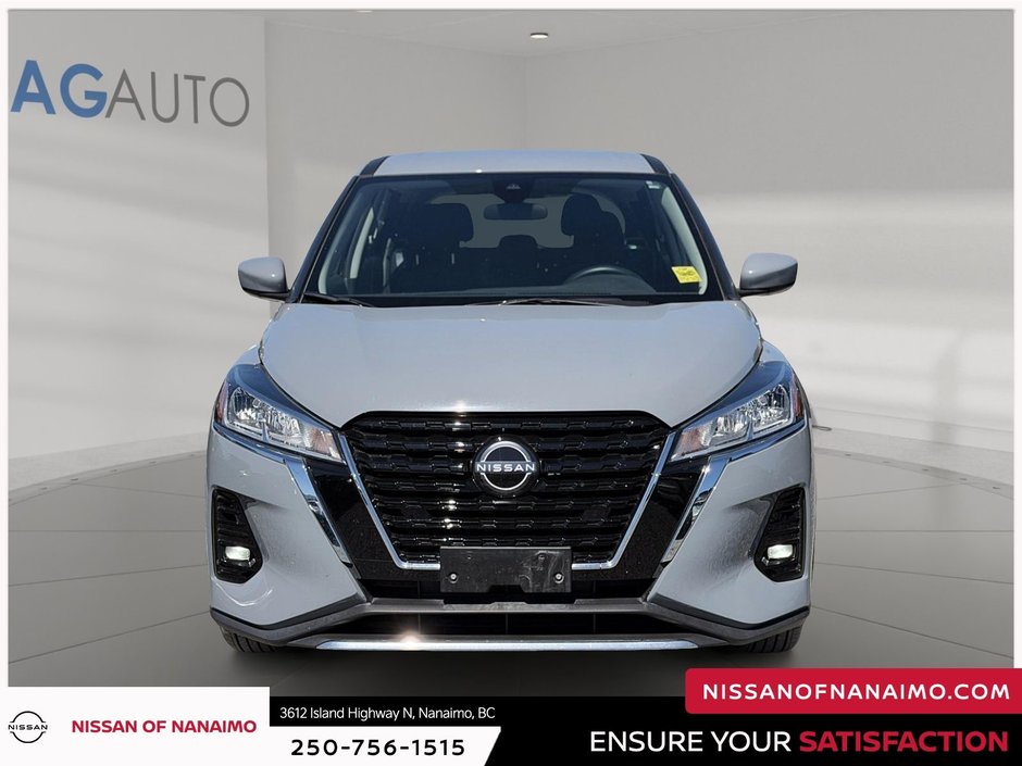 2025 Nissan Kicks Play S-1