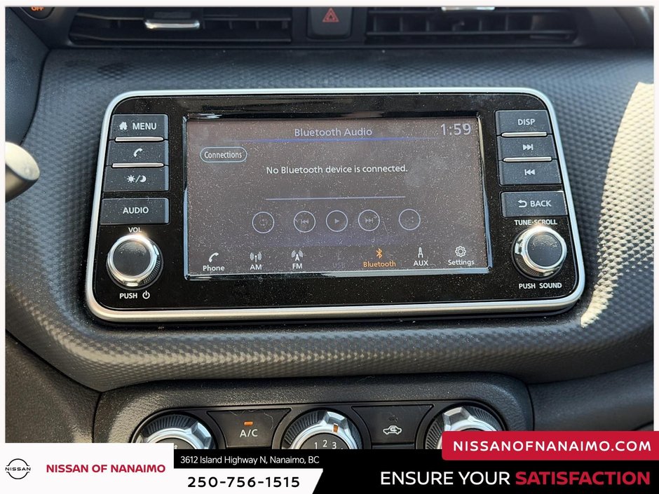 2025 Nissan Kicks Play S-12