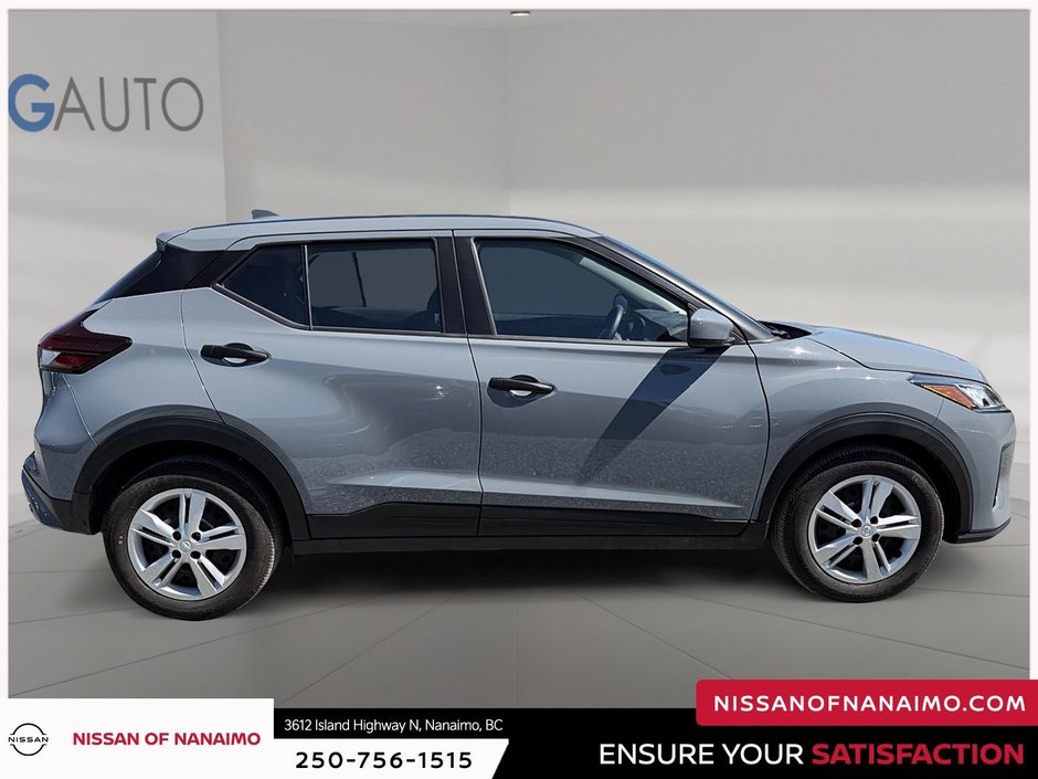 2025 Nissan Kicks Play S-14