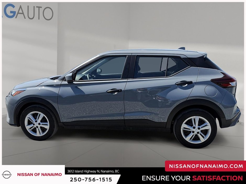 2025 Nissan Kicks Play S-18