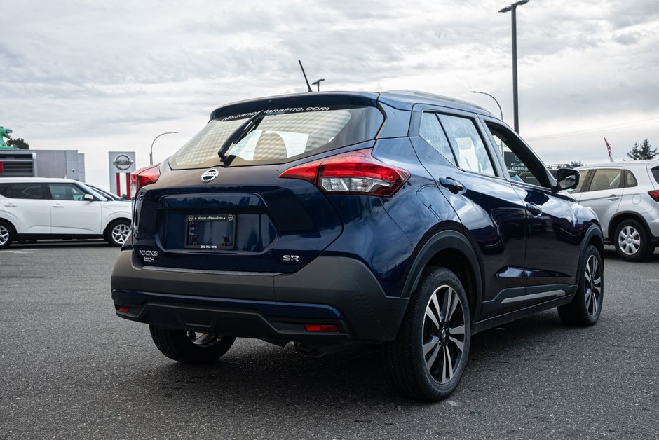 2019 Nissan KICKS SR-5