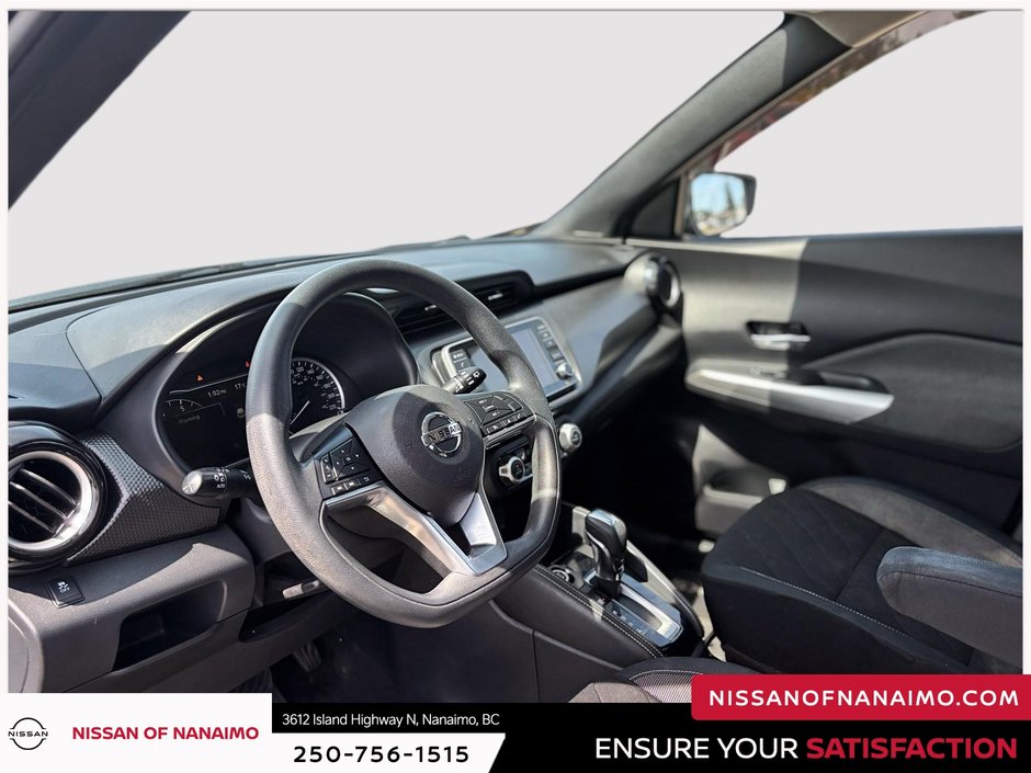 2019 Nissan Kicks-25