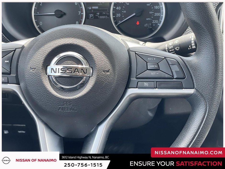 2020 Nissan Kicks S-18