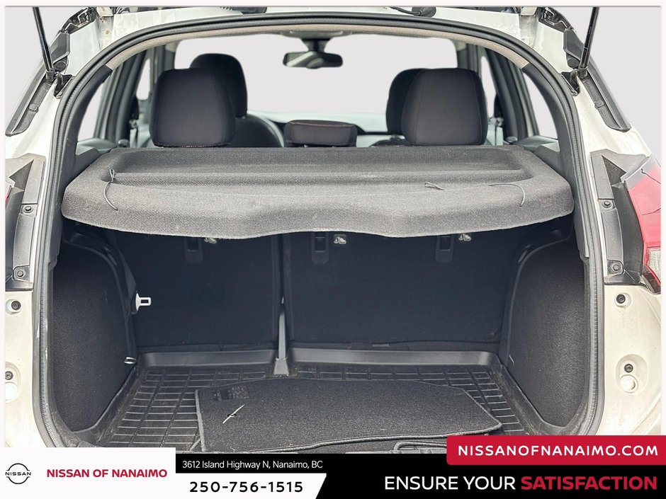 2021 Nissan Kicks SR-8