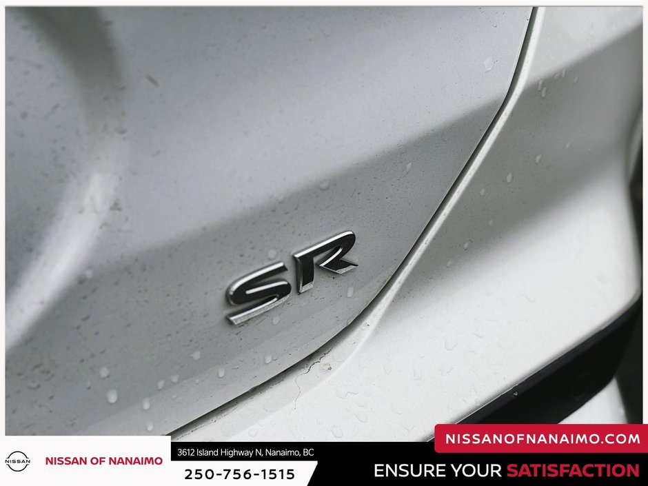 2022 Nissan Kicks SR-8