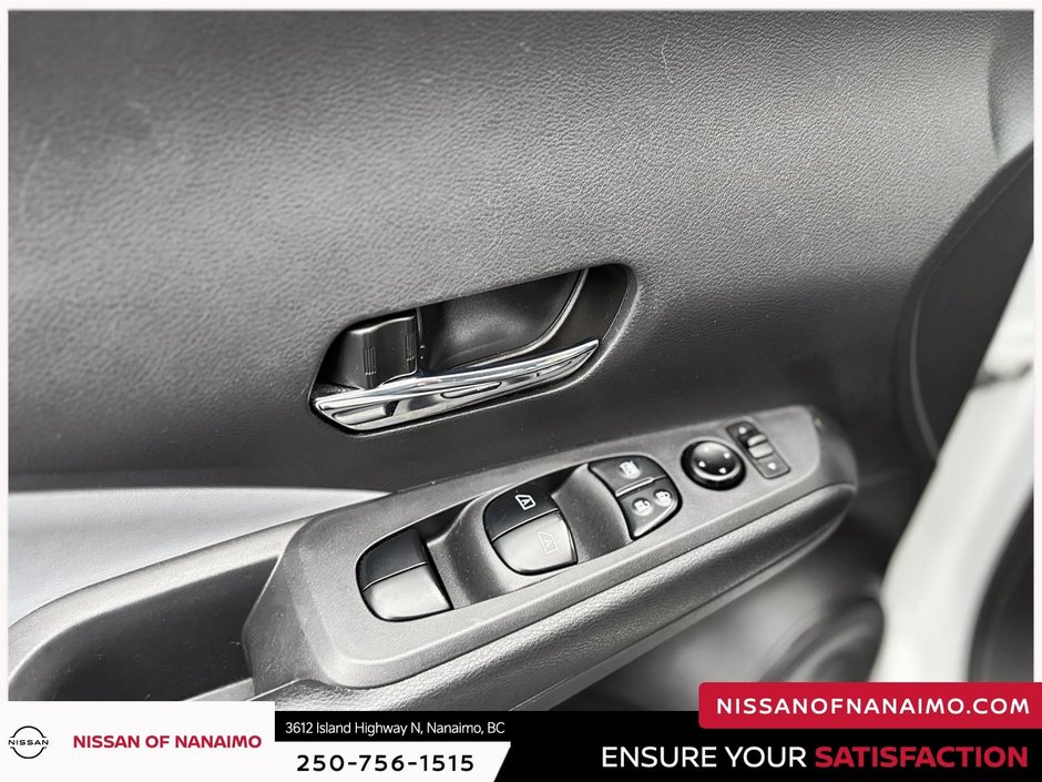 2022 Nissan Kicks SR-22