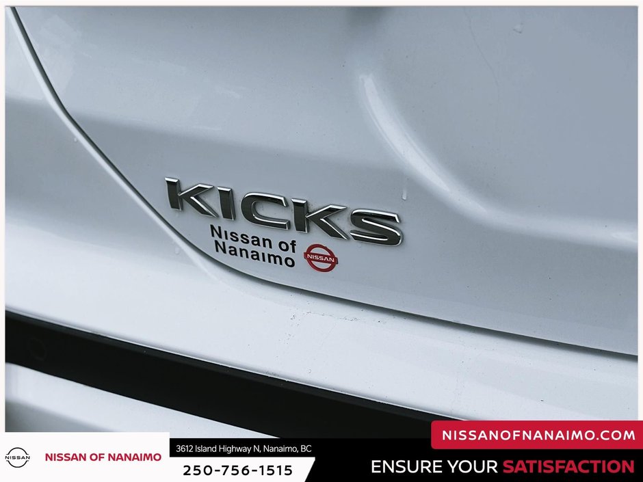 2022 Nissan Kicks S-37