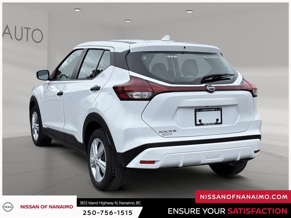 2022 Nissan Kicks S-6