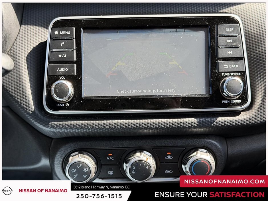 2022 Nissan Kicks S-19