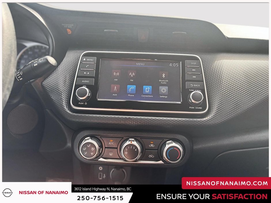 2023 Nissan Kicks S-21