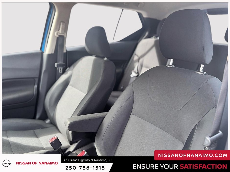 2023 Nissan Kicks S-14