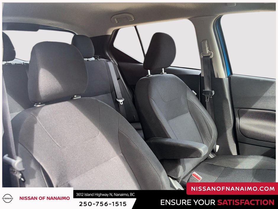 2023 Nissan Kicks S-11