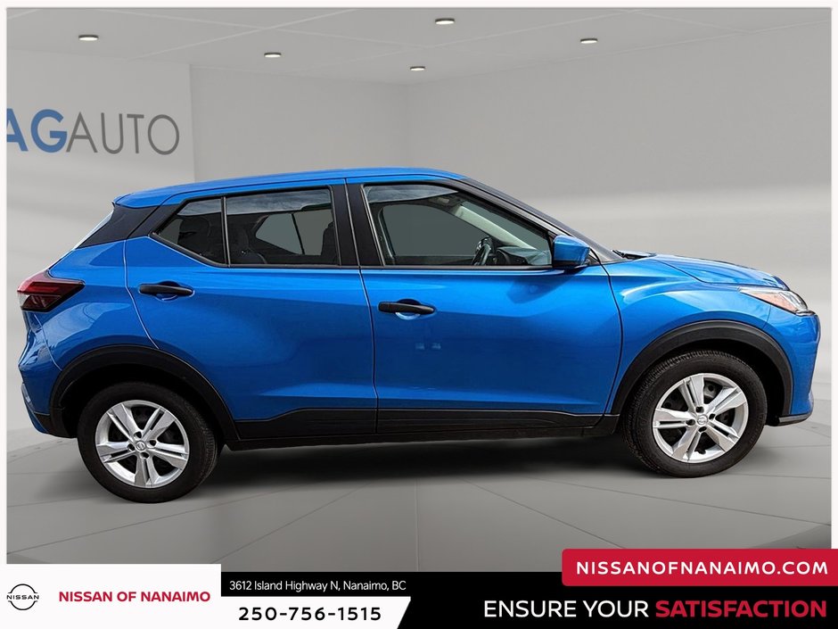 2023 Nissan Kicks S-3