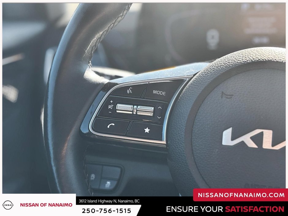 2023 Nissan Kicks SV-18