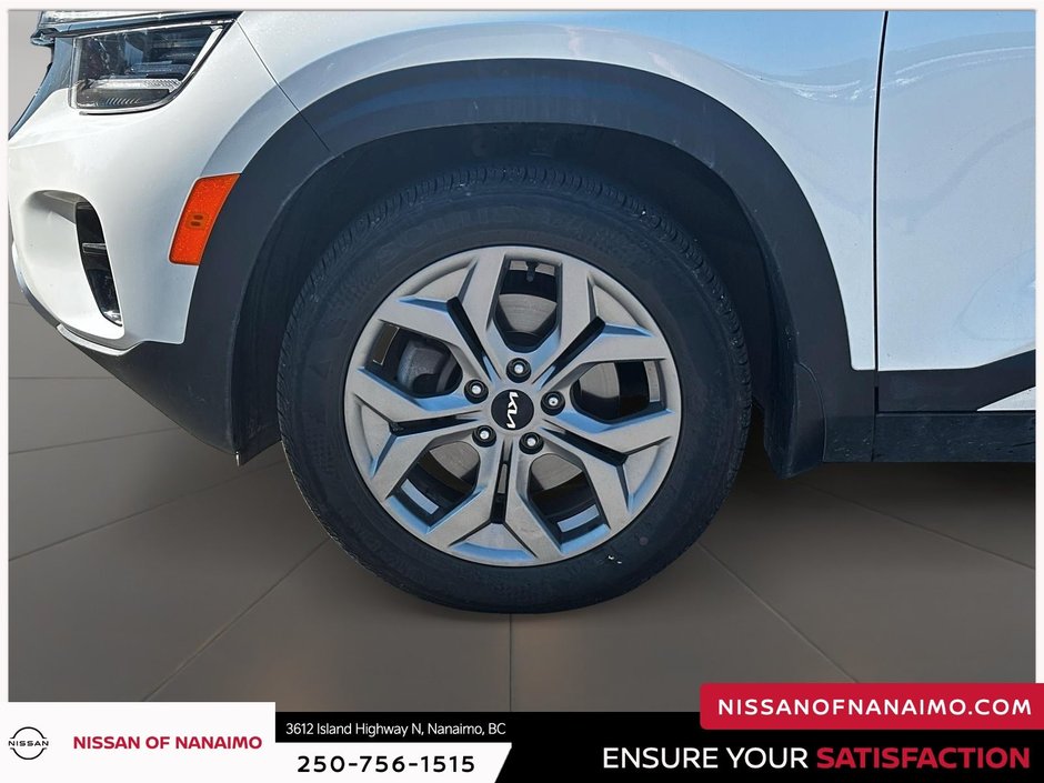 2023 Nissan Kicks SV-32