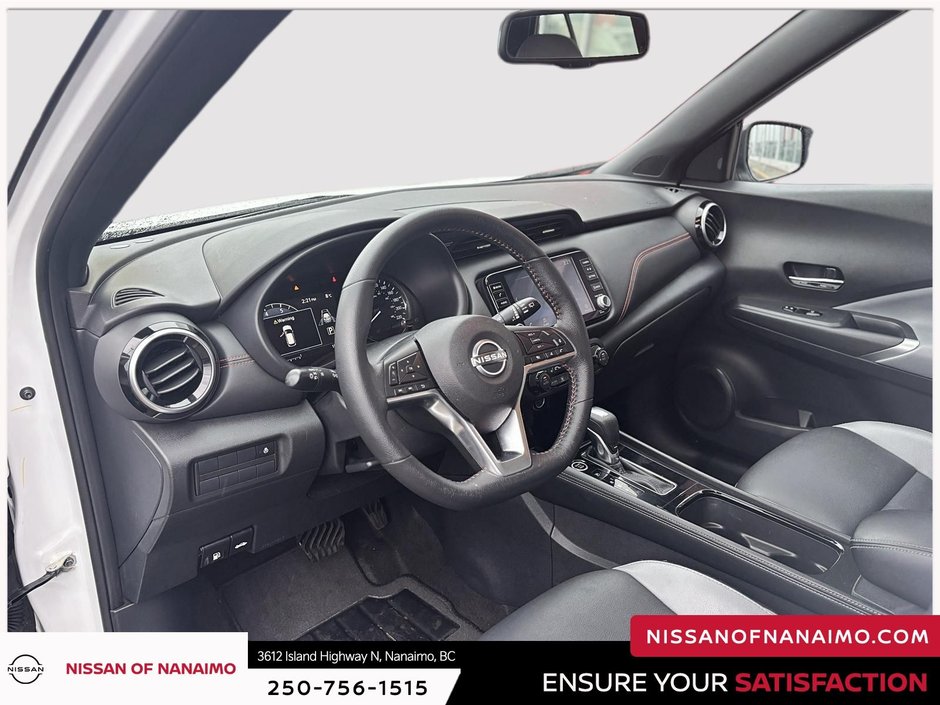 2023 Nissan Kicks SR-19