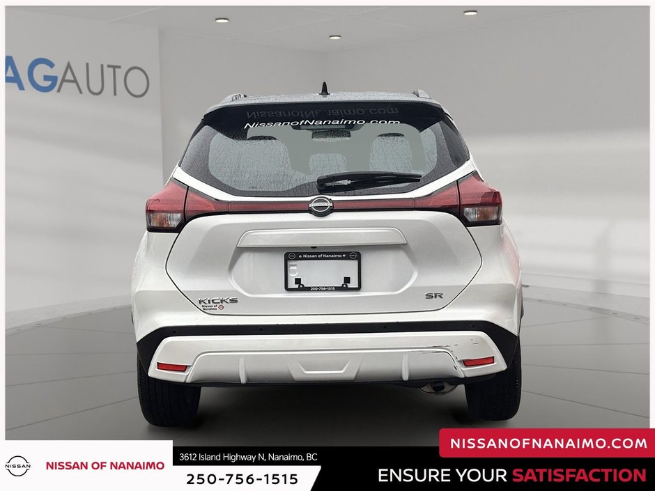 2023 Nissan Kicks SR-5