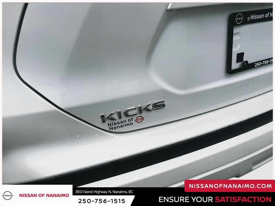 2023 Nissan Kicks SR-8