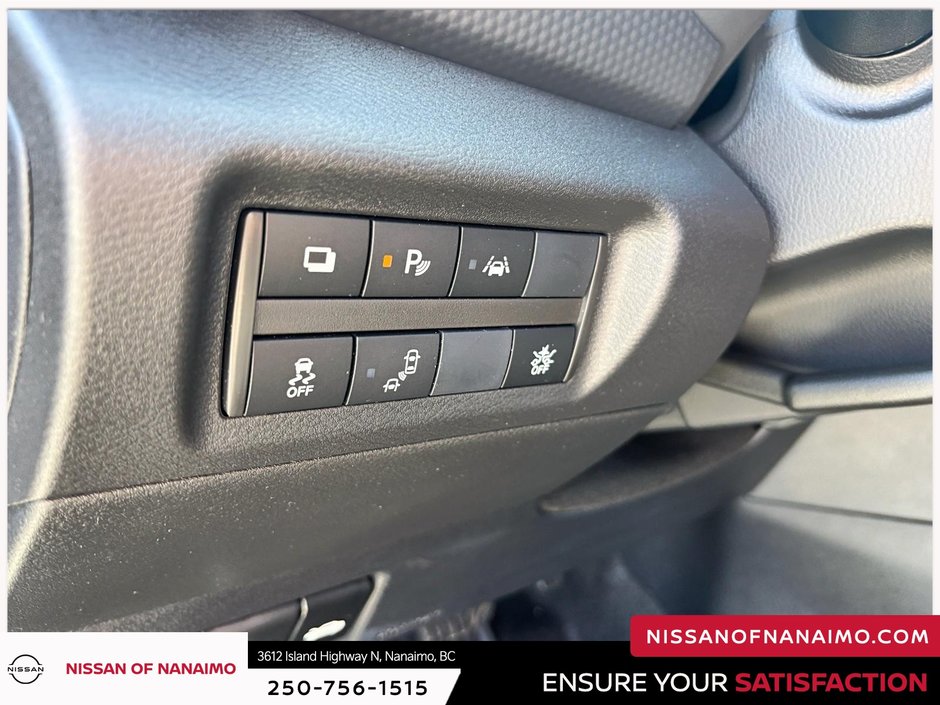 2024 Nissan Kicks S-22