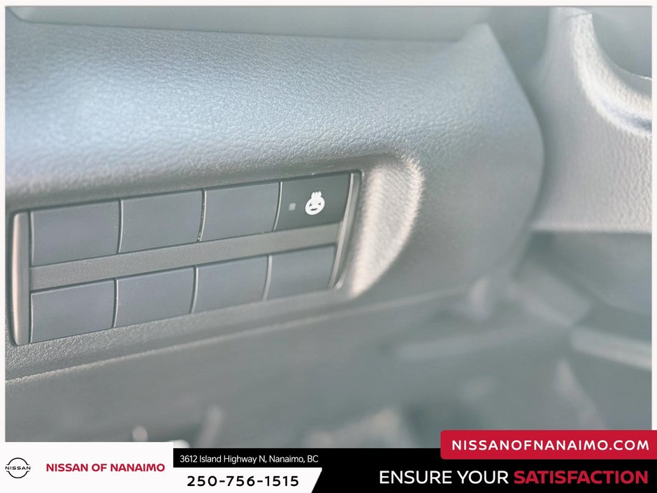 2024 Nissan Kicks SR-32