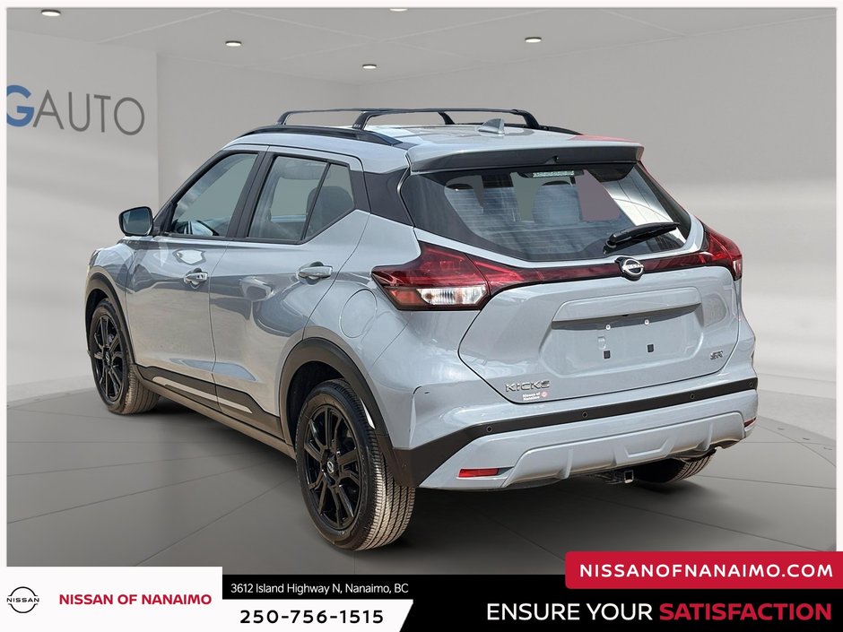 2024 Nissan Kicks SR-9