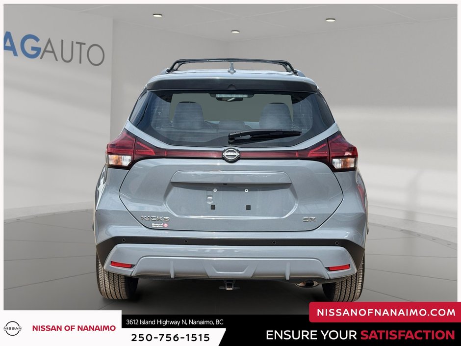 2024 Nissan Kicks SR-5