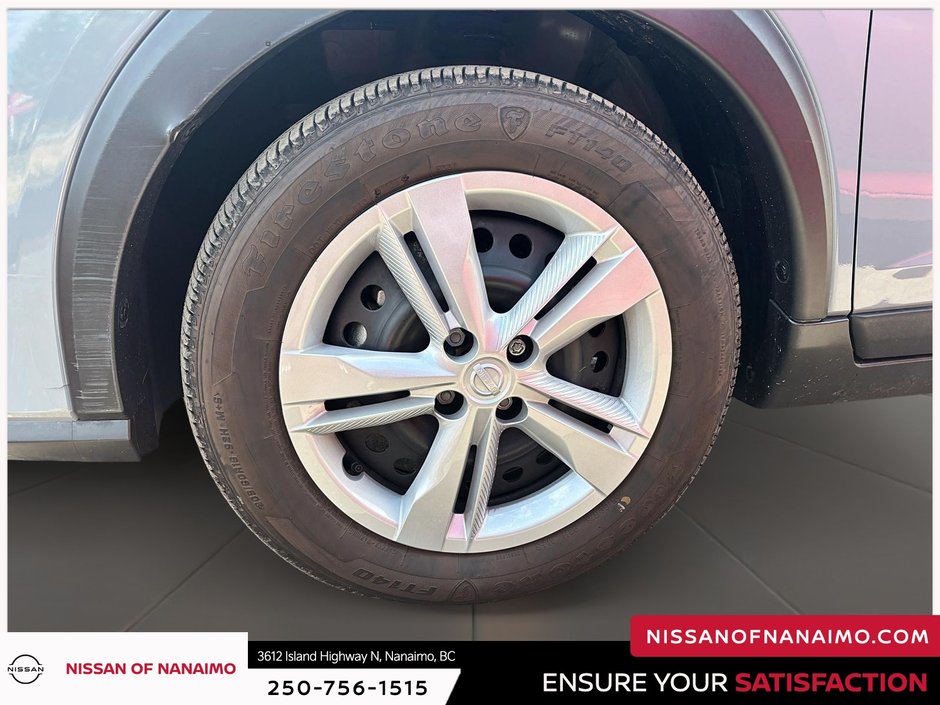 2024 Nissan Kicks S-33