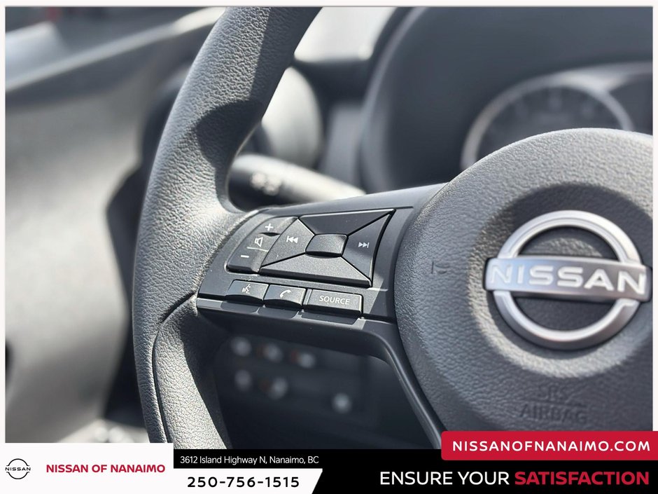 2024 Nissan Kicks S-19